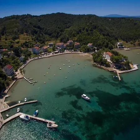 In Near Sandy * Supetarska Draga